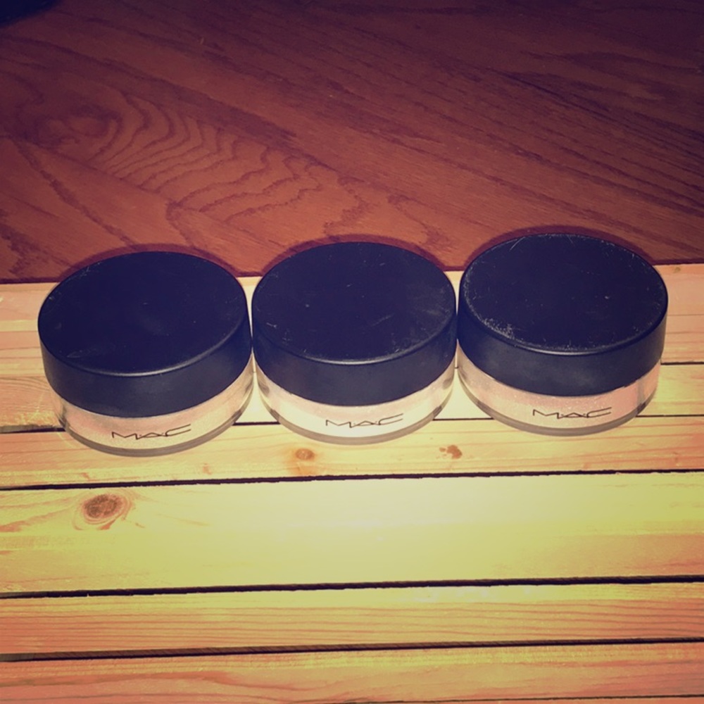 3 Authentic MAC ❤️💁🏻